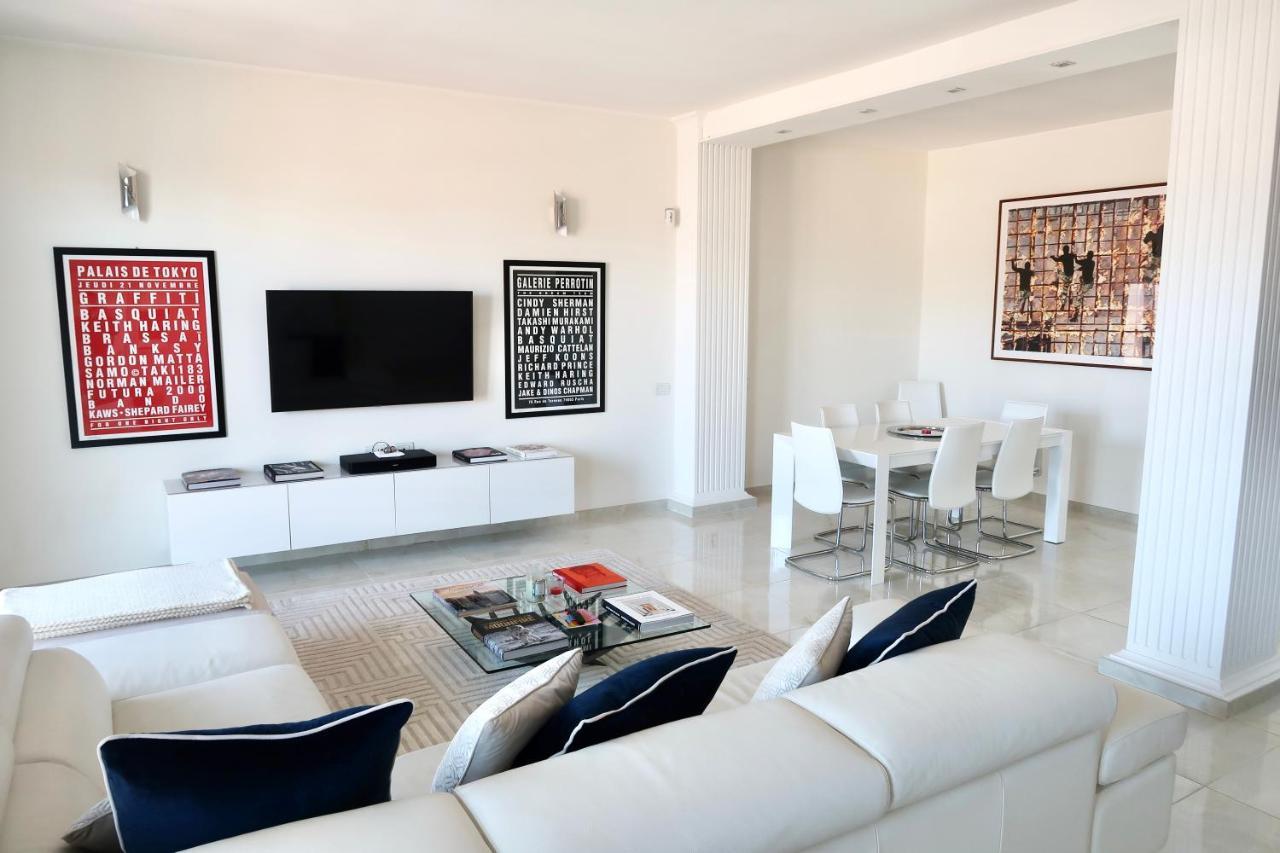 Lux 180sqm Flat - Entire Last Floor * Milán